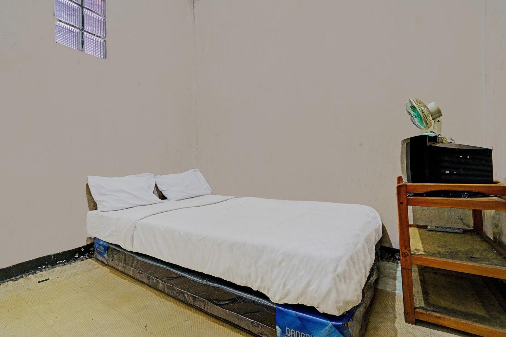 Oyo Life 92709 Kost Teras Cikapundung Syariah Hotel Bandung Exterior photo